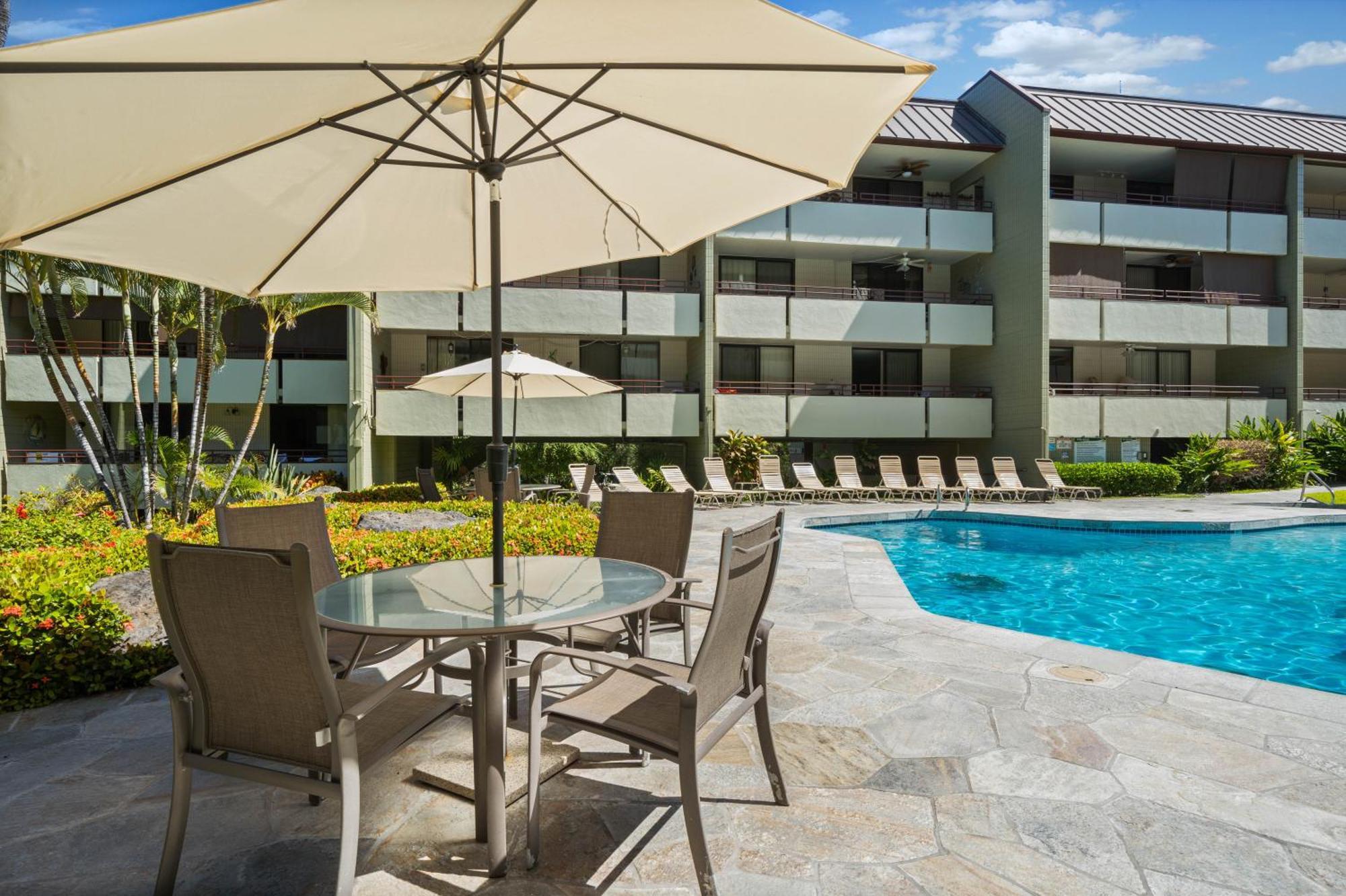 Apartment Big Island White Sands Village By Coldwell Banker Island Vacations Kailua-Kona
