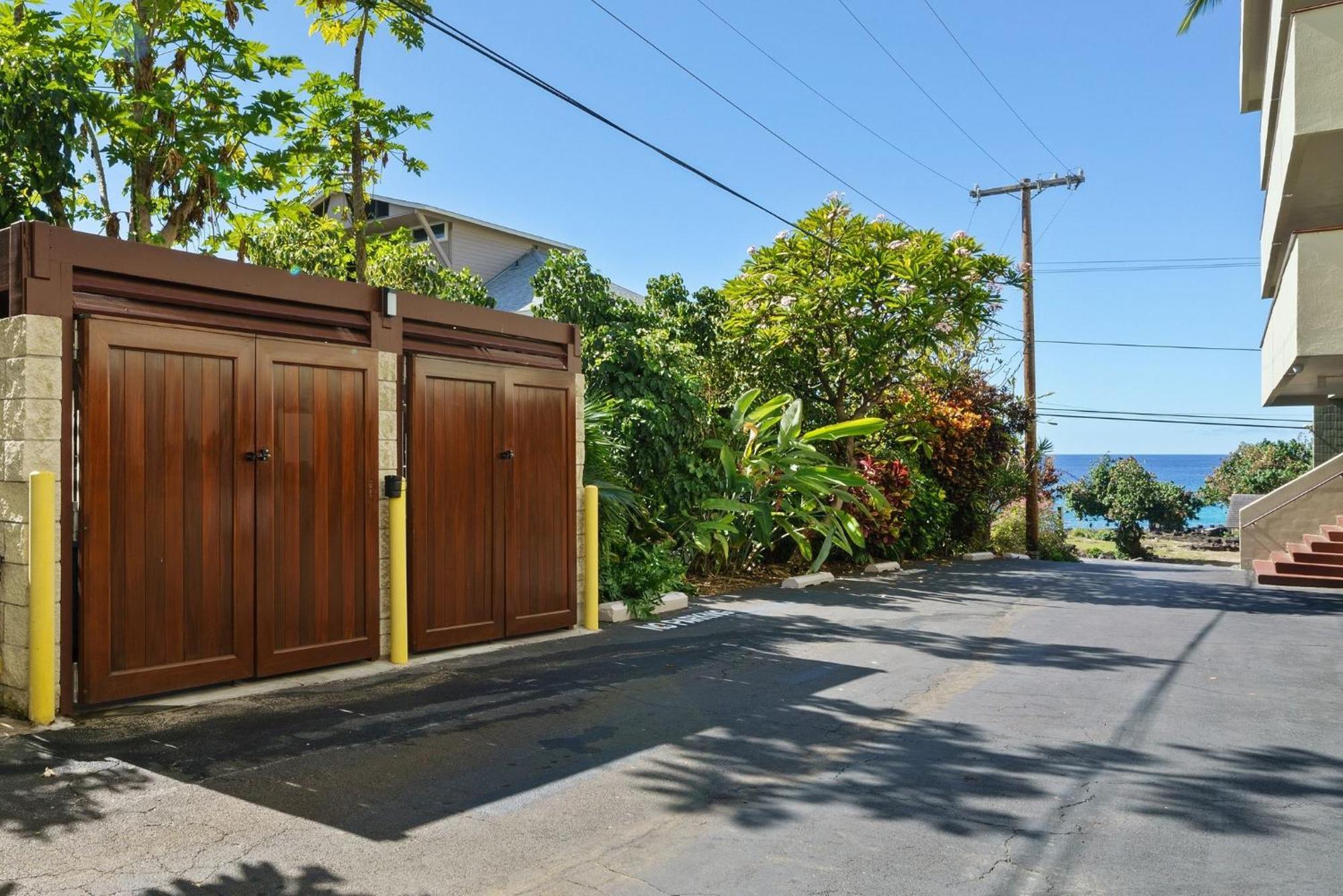 Apartment Big Island White Sands Village By Coldwell Banker Island Vacations Kailua-Kona