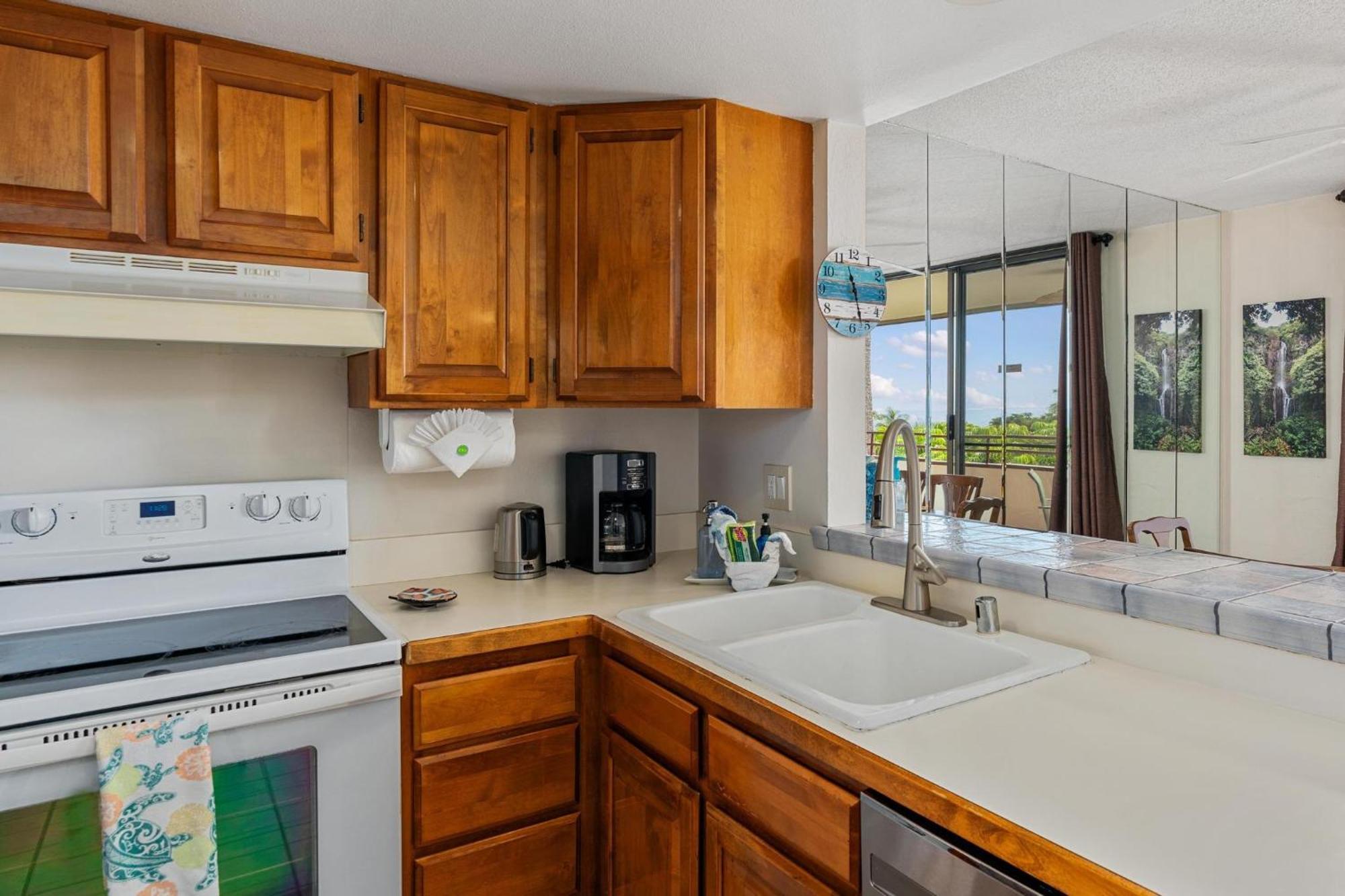 Apartment Big Island White Sands Village By Coldwell Banker Island Vacations
