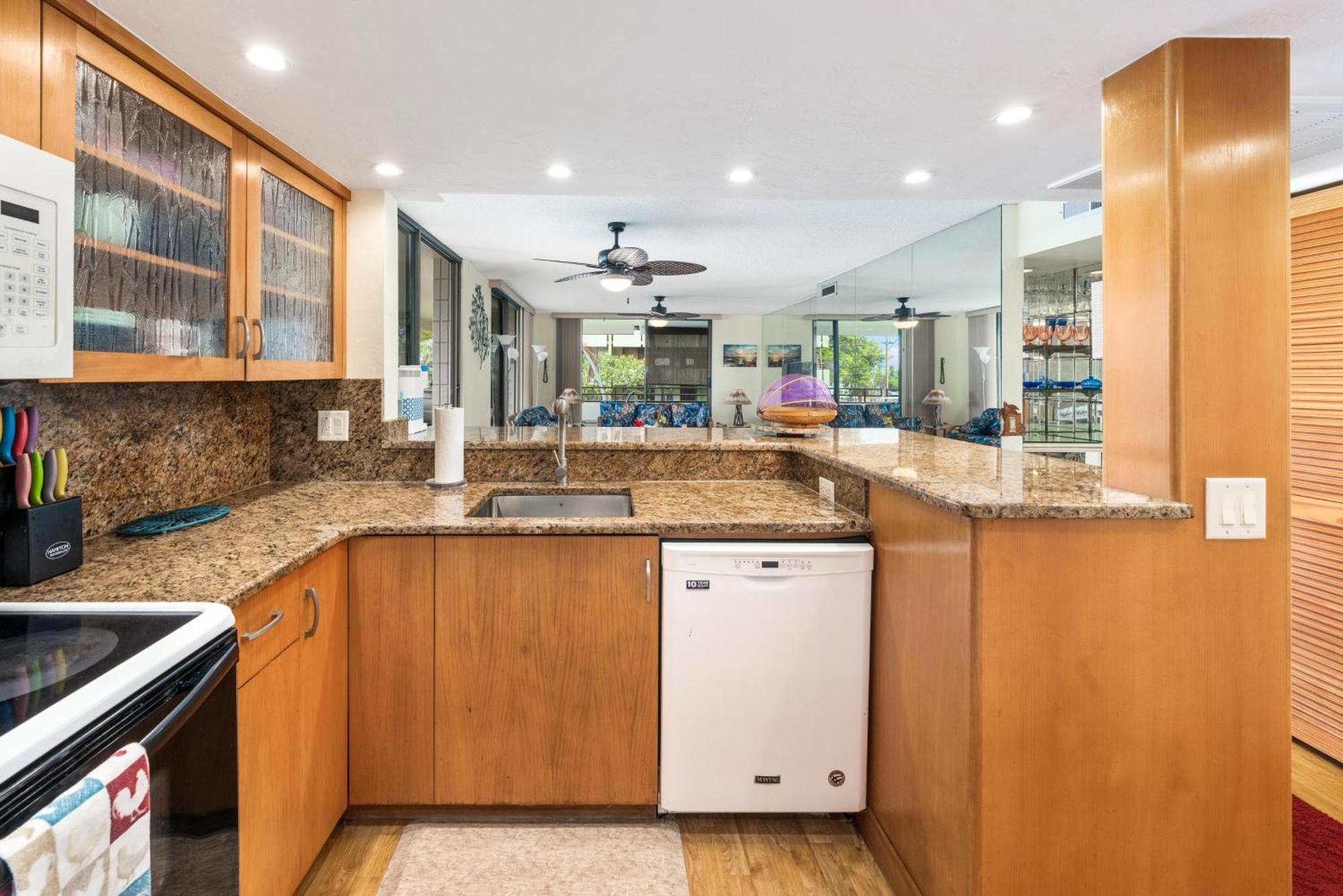 Apartment Big Island White Sands Village By Coldwell Banker Island Vacations